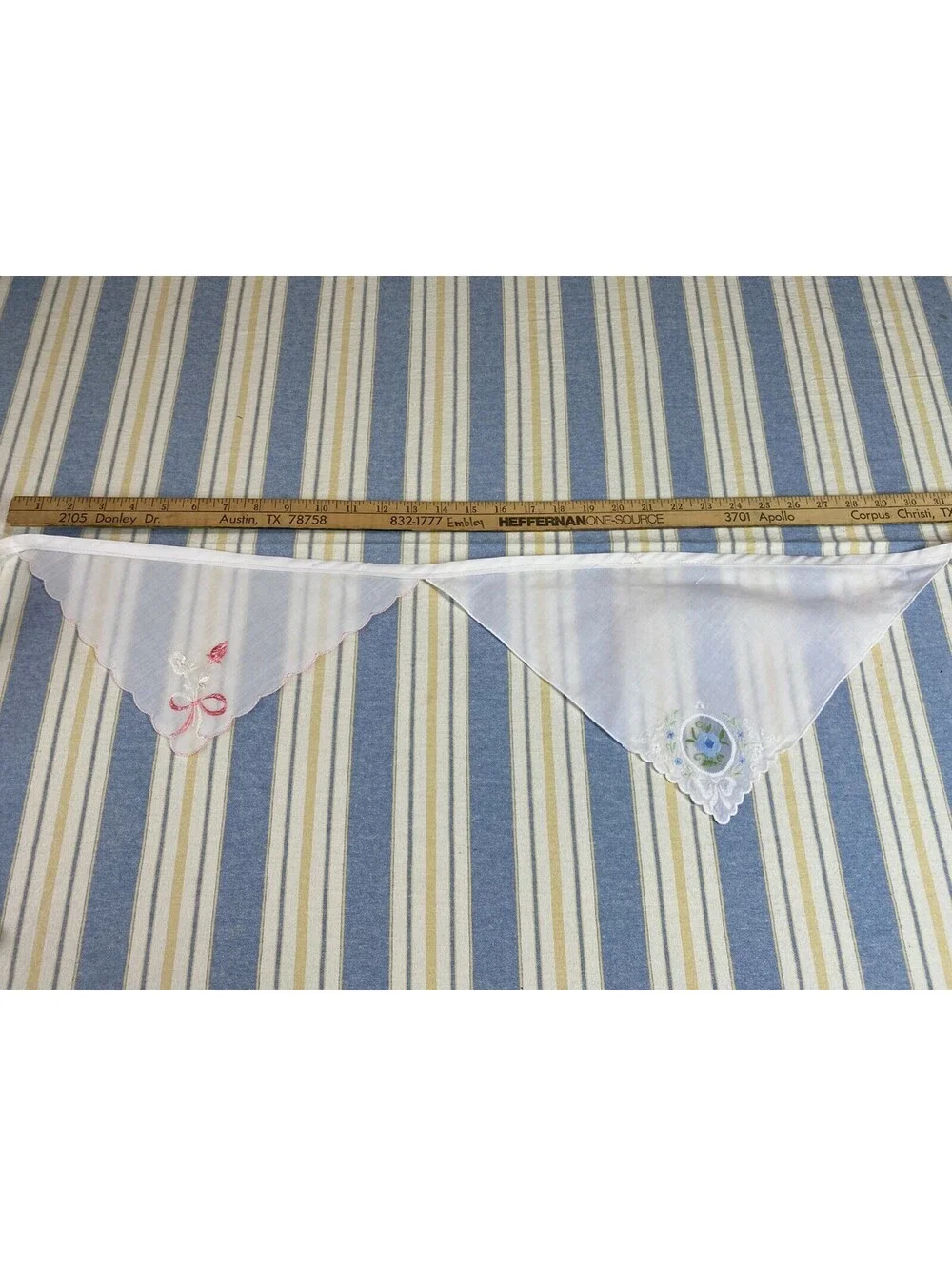 Vintage Handkerchief Bunting Garland Hankie Banner Handmade Flowers white Pink